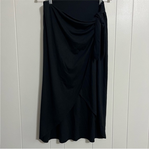 Aritzia Wilfred Saturn Black Midi Wrap Skirt Sz M - Picture 3 of 7